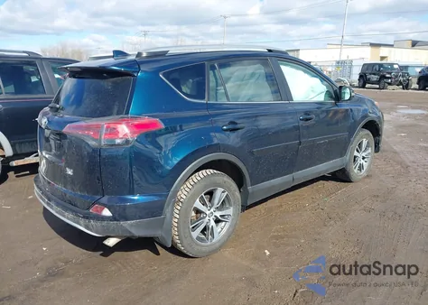 2018 Toyota Rav4 Xle из США, поврежденный, VIN 2T3RFREVXJW782772